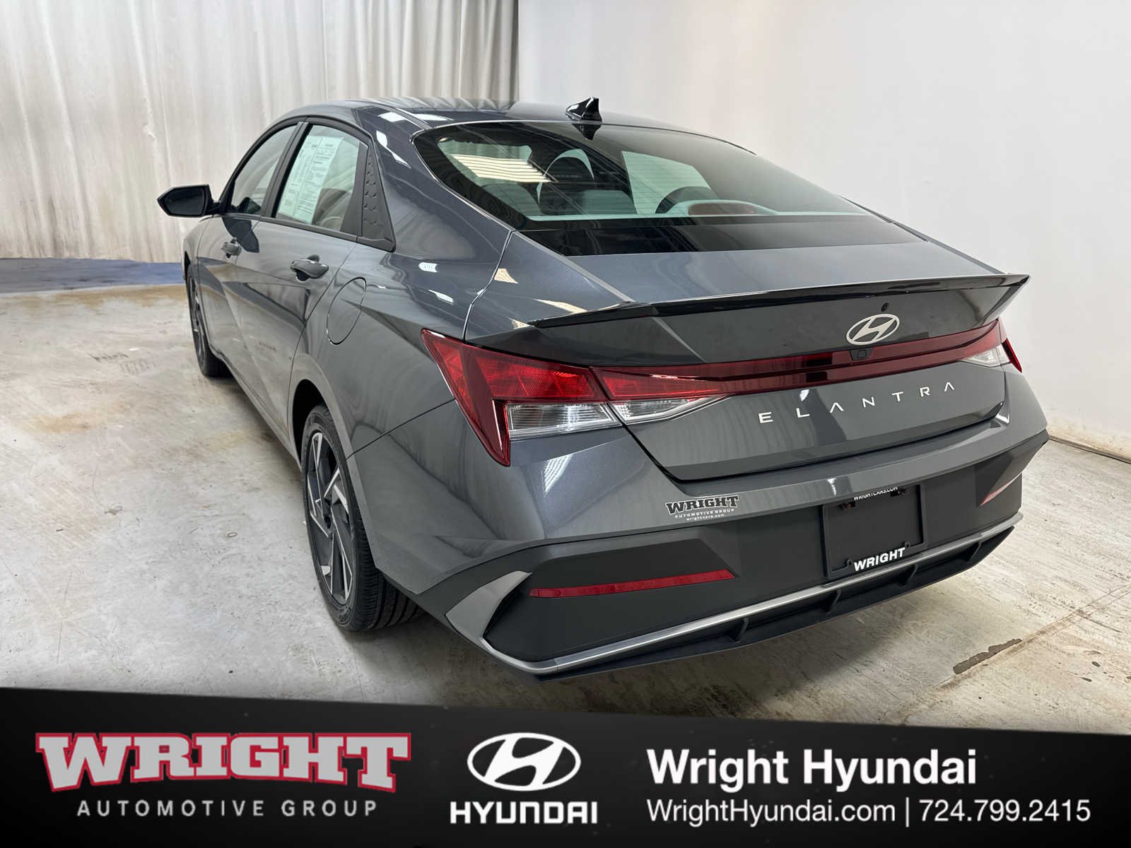 2025 Hyundai Elantra SEL - Photo 4