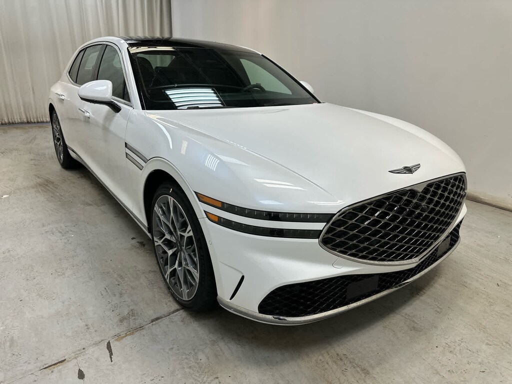 New 2026 Genesis G90 3.5T e-SC Sedan