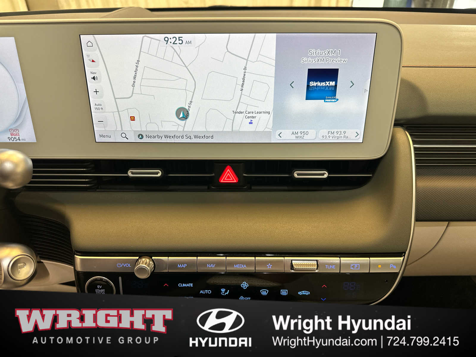 2024 Hyundai IONIQ 5 Limited - Photo 37
