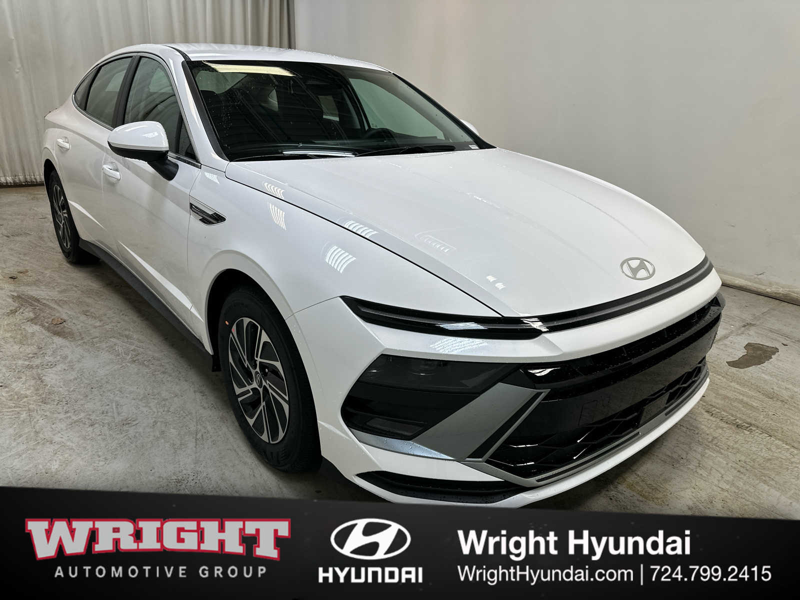 2026 Hyundai Sonata Hybrid Blue's photo