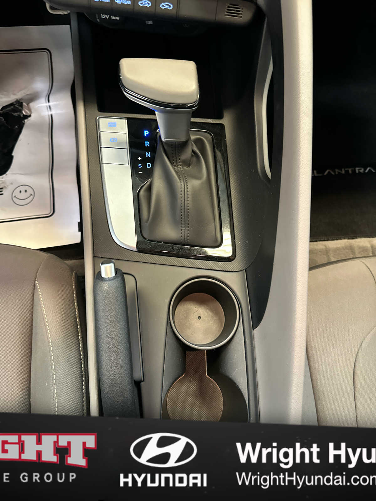 2025 Hyundai Elantra SEL - Photo 29