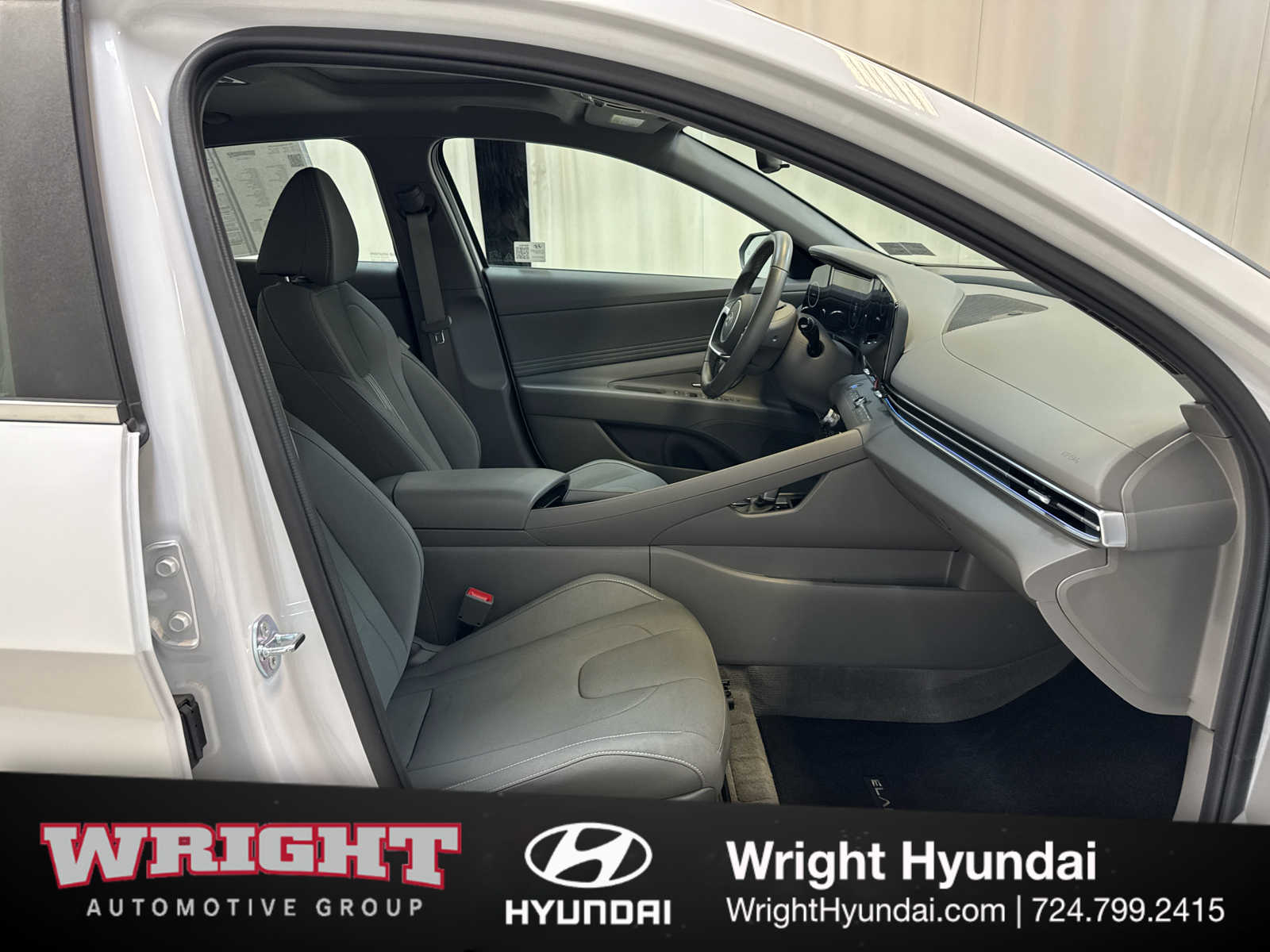 2025 Hyundai Elantra SEL - Photo 18