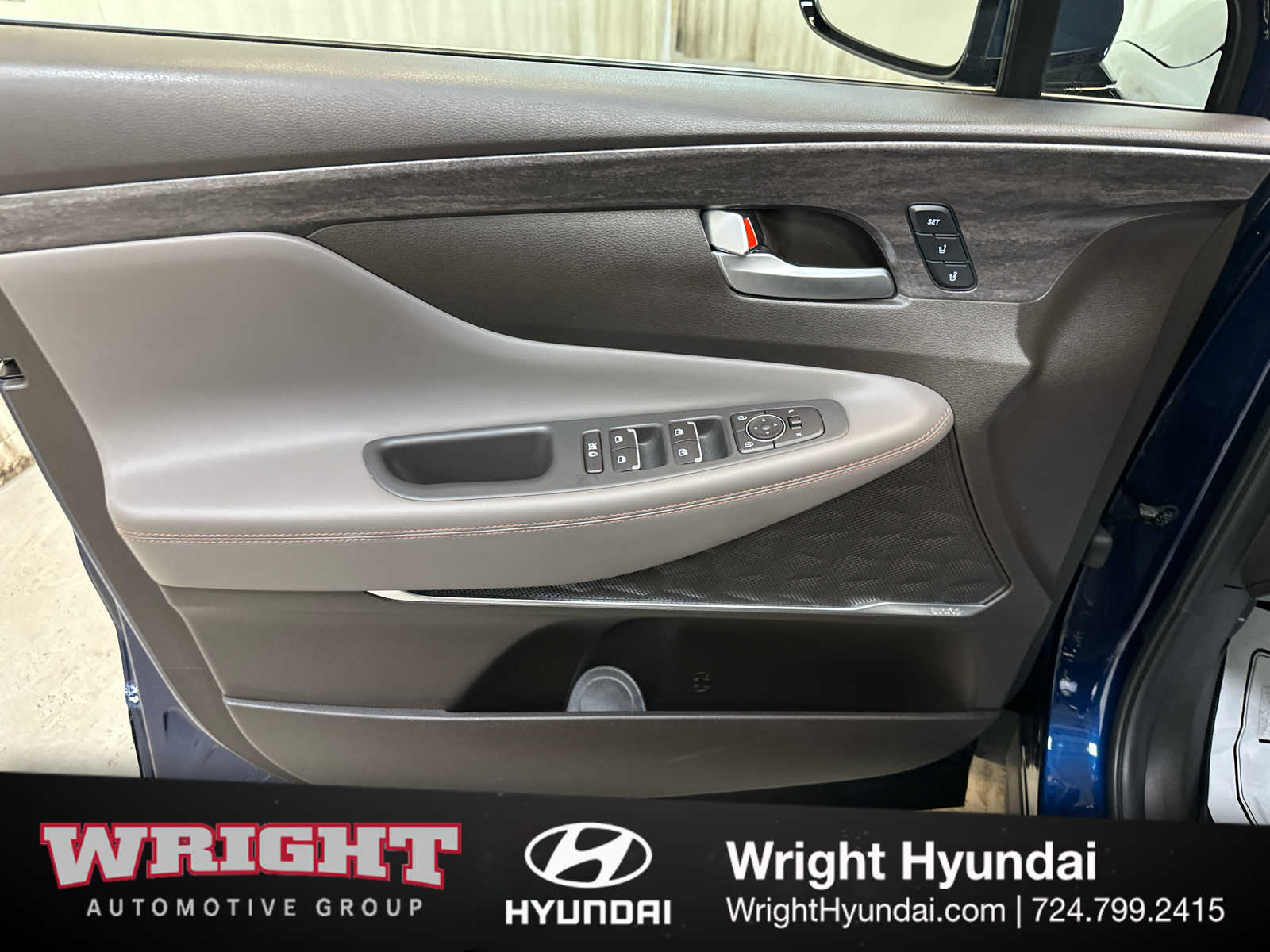 2020 Hyundai Santa Fe Limited - Photo 9