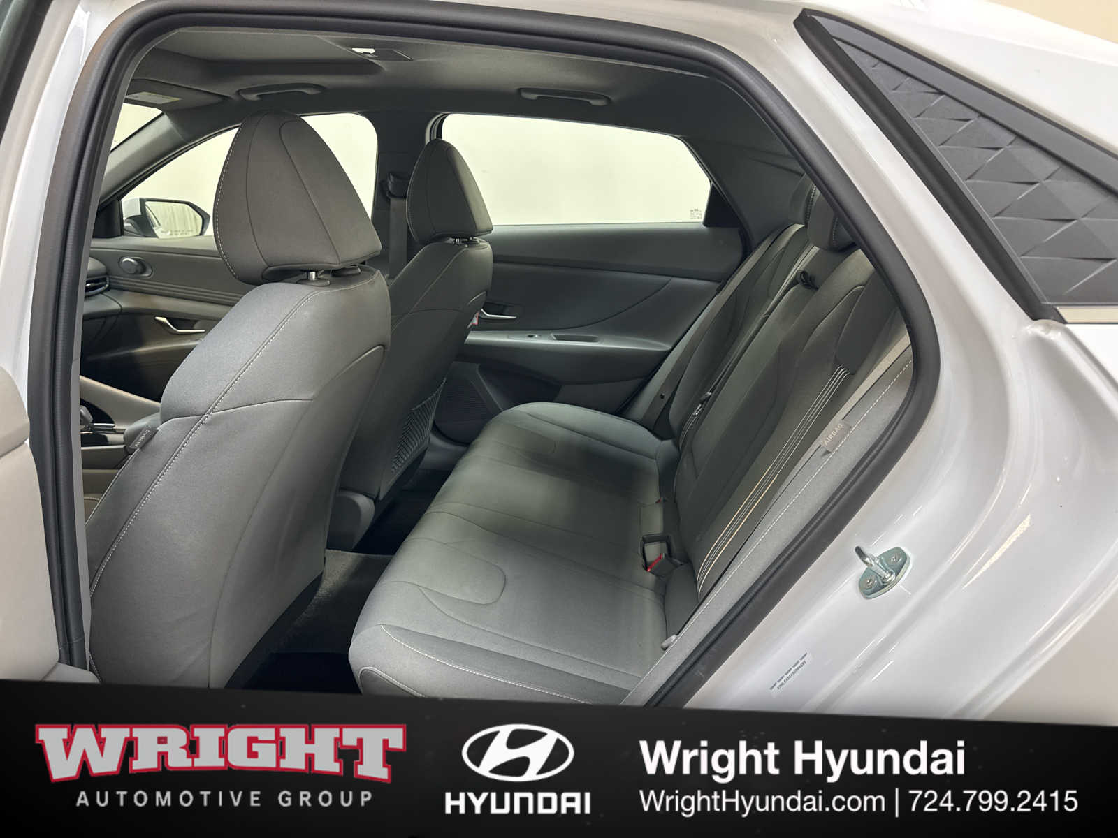 2025 Hyundai Elantra SEL - Photo 13