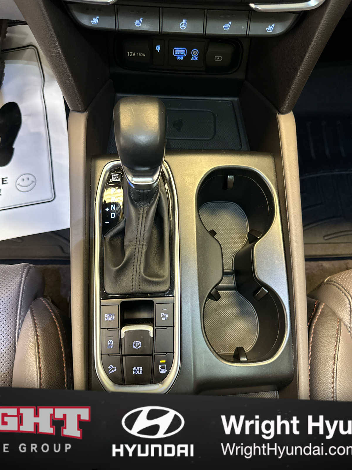 2020 Hyundai Santa Fe Limited - Photo 29