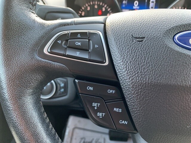 2018 Ford Escape SEL photo 3