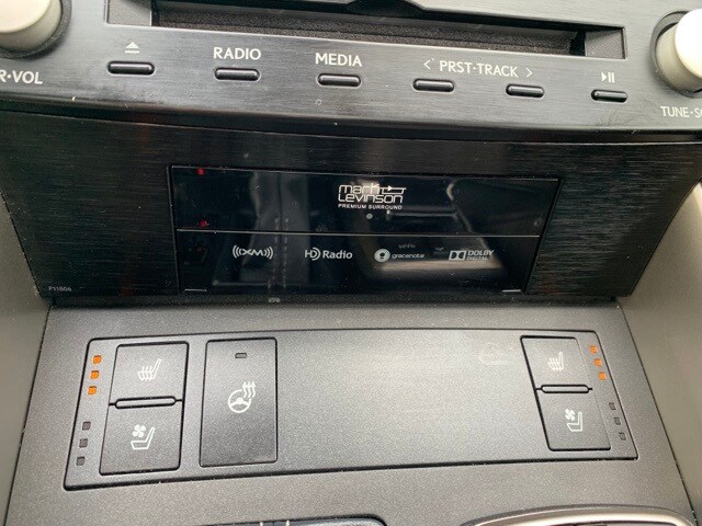 2018 LEXUS IS - Image 9