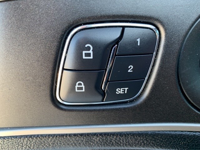 2018 LINCOLN MKZ - Image 17