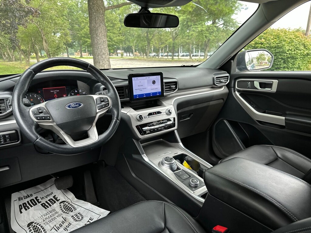 Used 2023 Ford Explorer XLT SUV