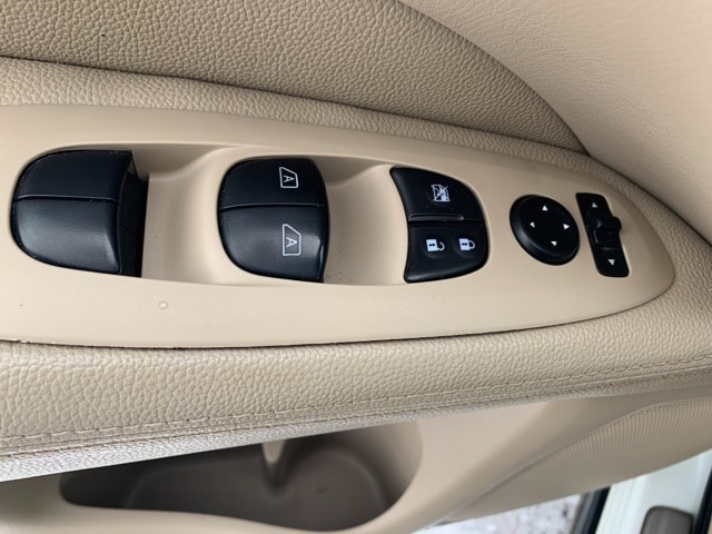 2014 NISSAN PATHFINDER - Image 13