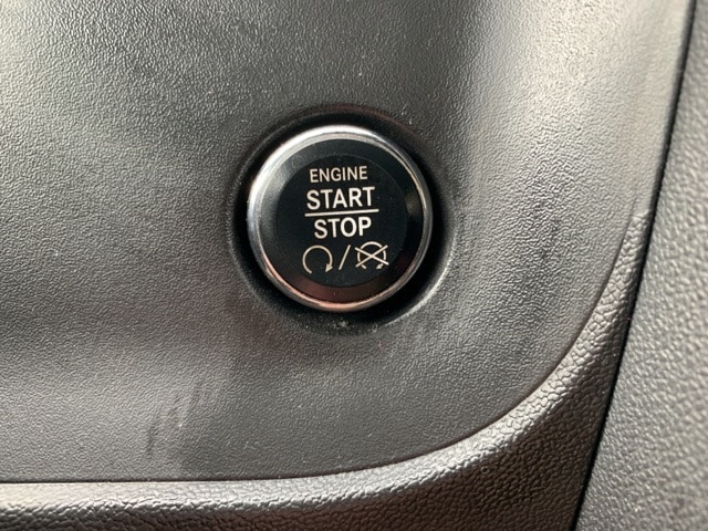 2014 DODGE CHALLENGER - Image 14