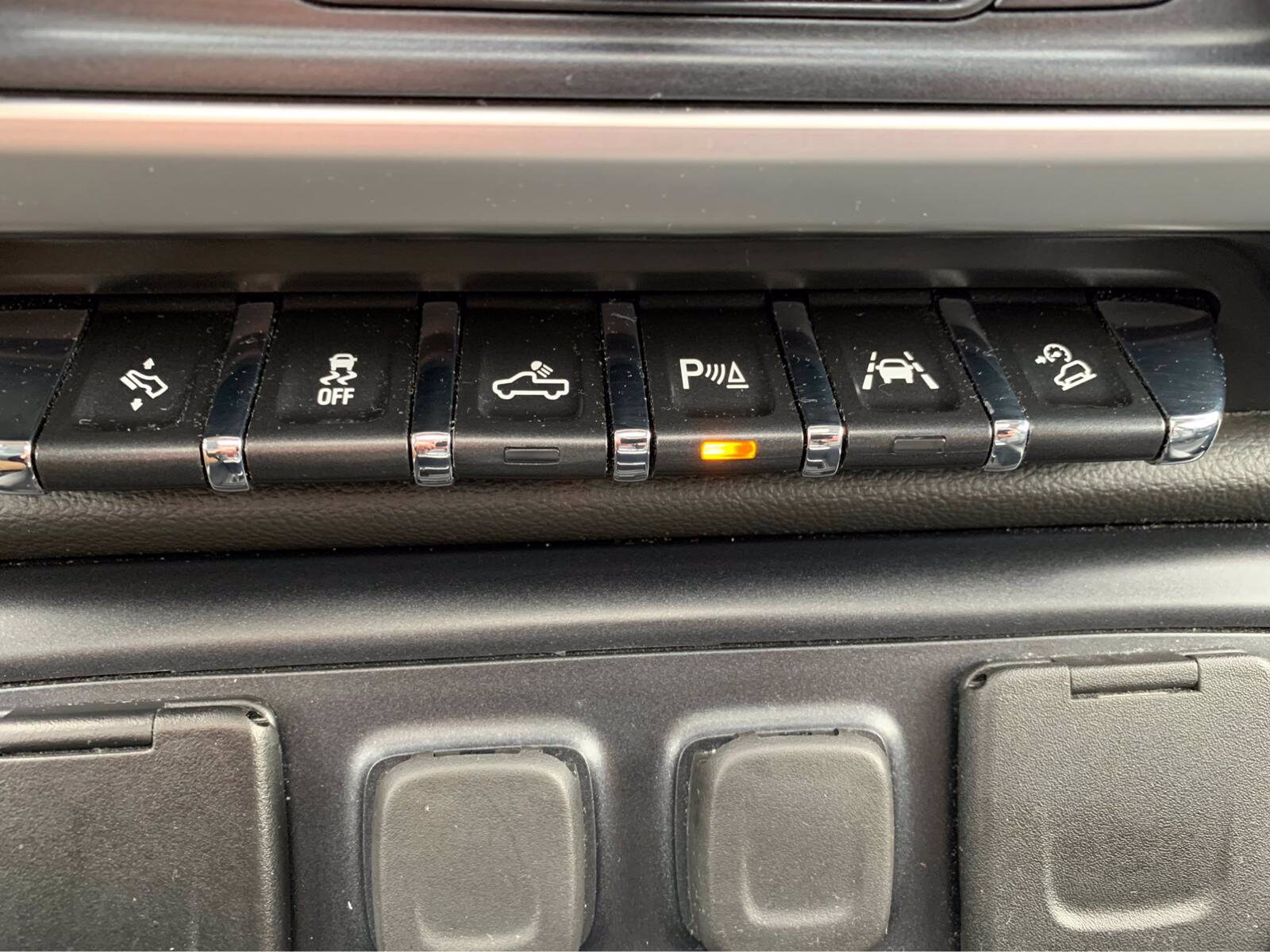 2018 GMC SIERRA - Image 9