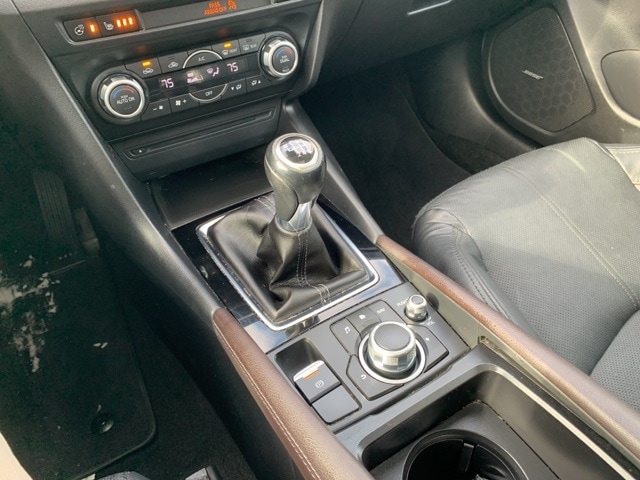 2018 MAZDA MAZDA3 - Image 10