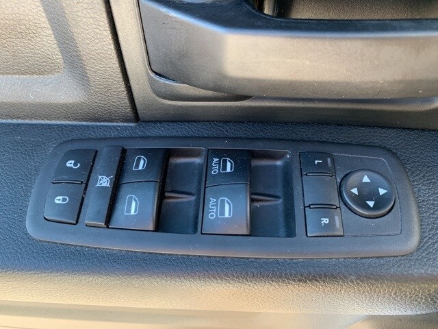 2019 RAM 1500 - Image 16