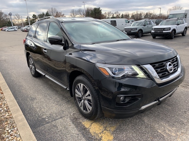 2017 NISSAN PATHFINDER - Image 9