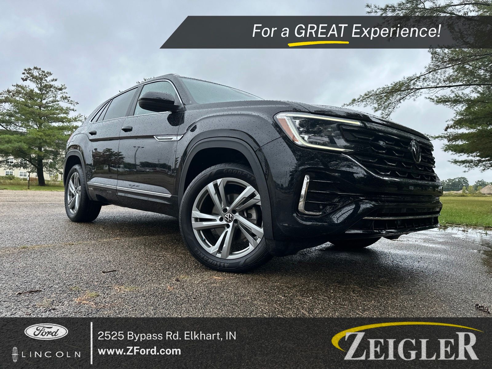 2024 Volkswagen Atlas Cross Sport SEL R-LINE