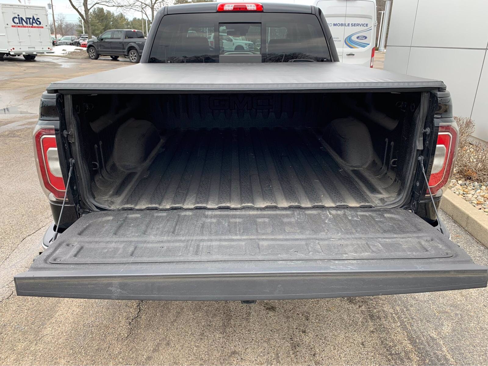 2018 GMC SIERRA - Image 24