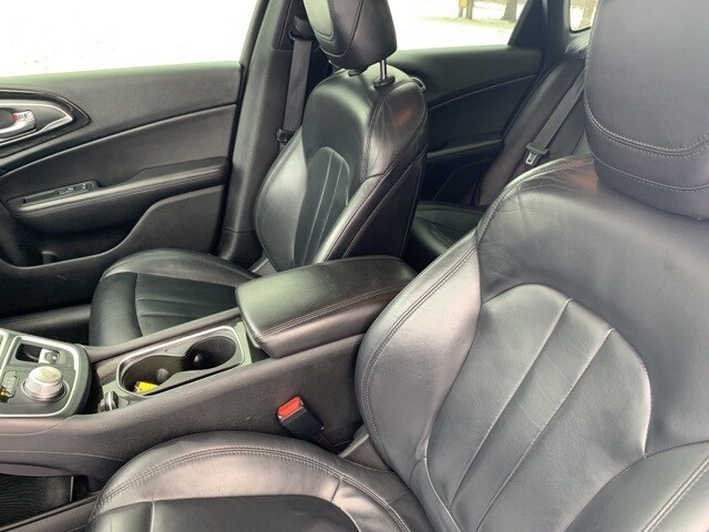 2015 CHRYSLER 200 - Image 23