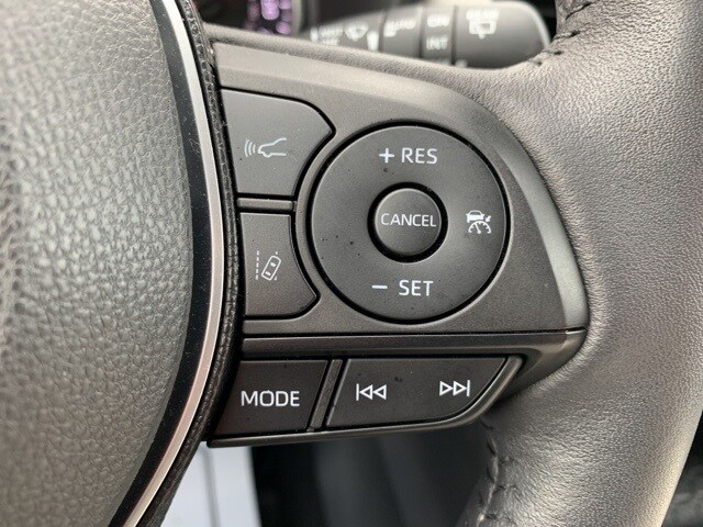 2020 TOYOTA RAV4 - Image 4