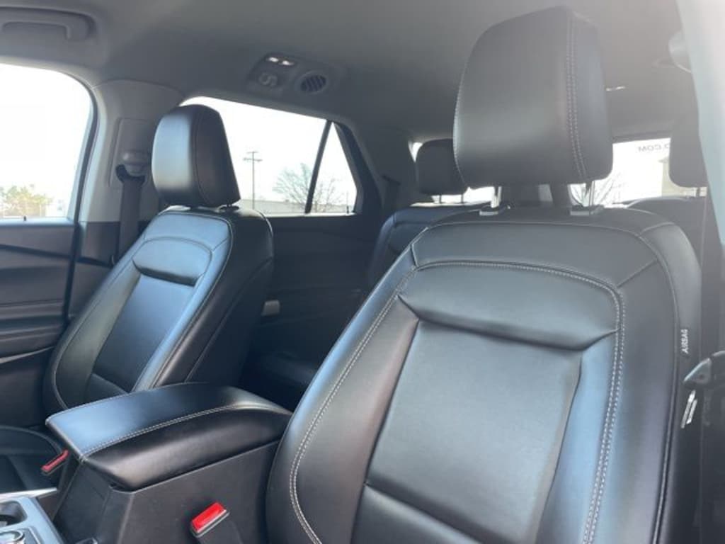 Used 2023 Ford Explorer XLT SUV