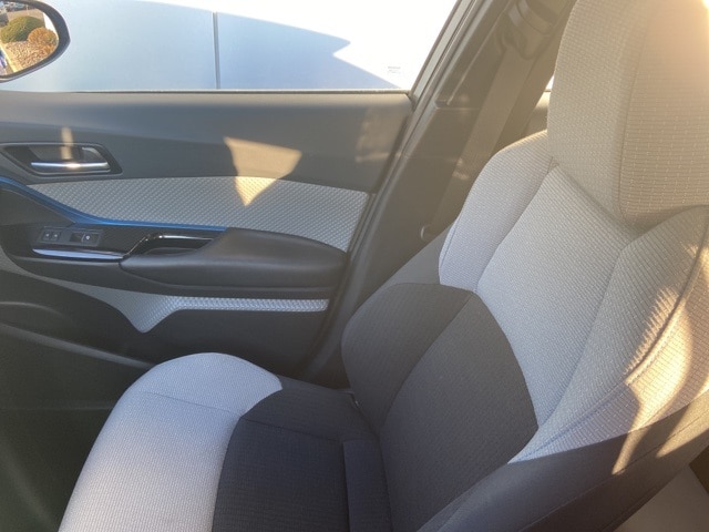 2019 TOYOTA C-HR - Image 6