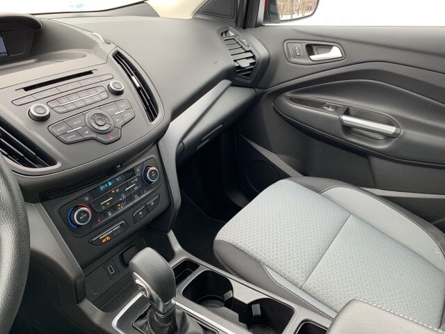 2018 Ford Escape SE photo 2