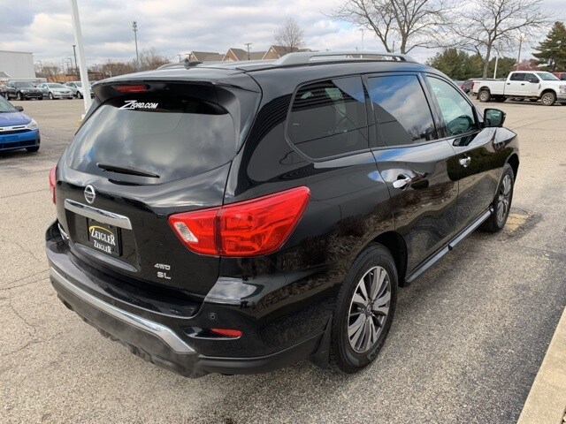 2017 NISSAN PATHFINDER - Image 10