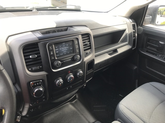 Used 2018 RAM Ram 1500 Pickup Express with VIN 1C6RR7FT5JS186266 for sale in Grandville, MI