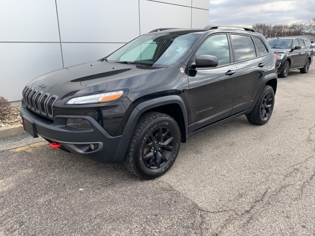 Used 2016 Jeep Cherokee Trailhawk with VIN 1C4PJMBS0GW340502 for sale in Downers Grove, IL