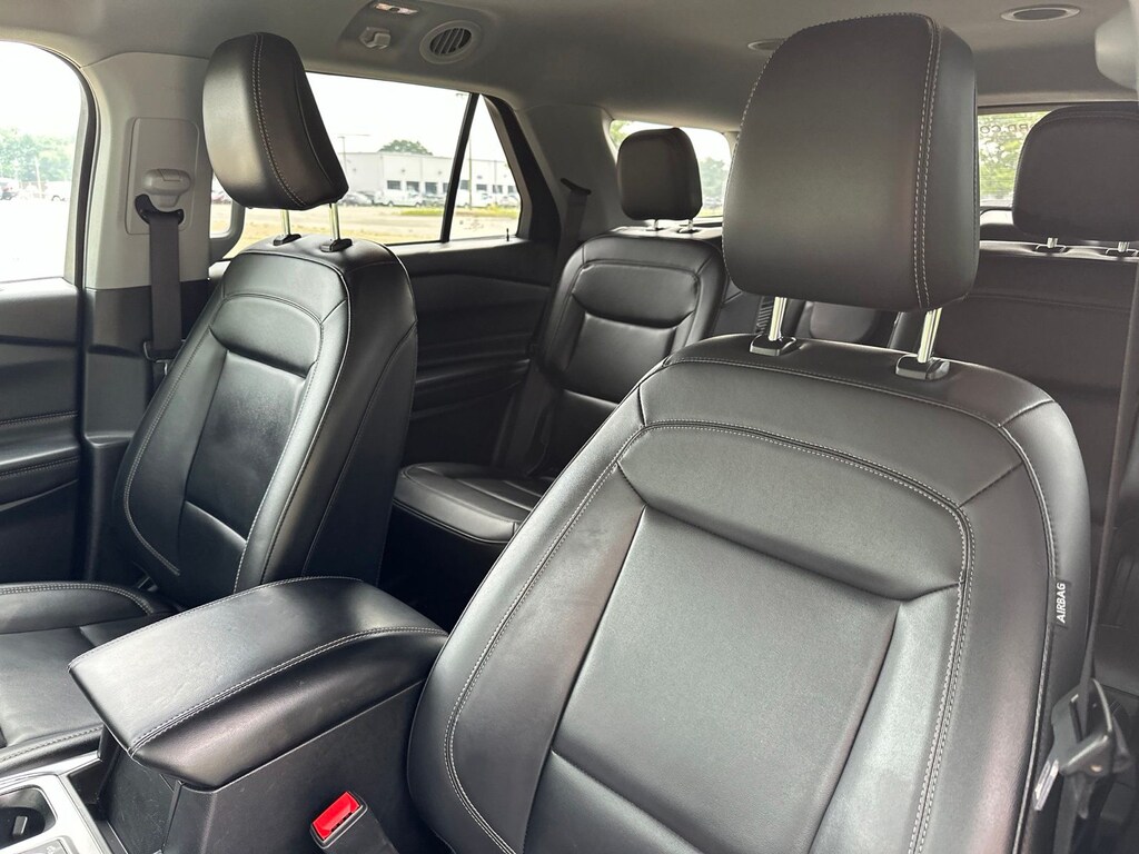 Used 2023 Ford Explorer XLT SUV