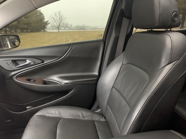 2020 CHEVROLET MALIBU - Image 12