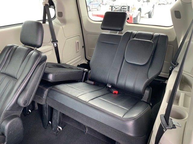 2012 CHRYSLER TOWN AND COUNTRY - Image 17