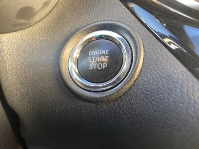 2019 TOYOTA C-HR - Image 8