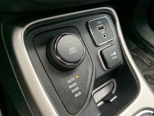 2018 JEEP COMPASS - Image 8