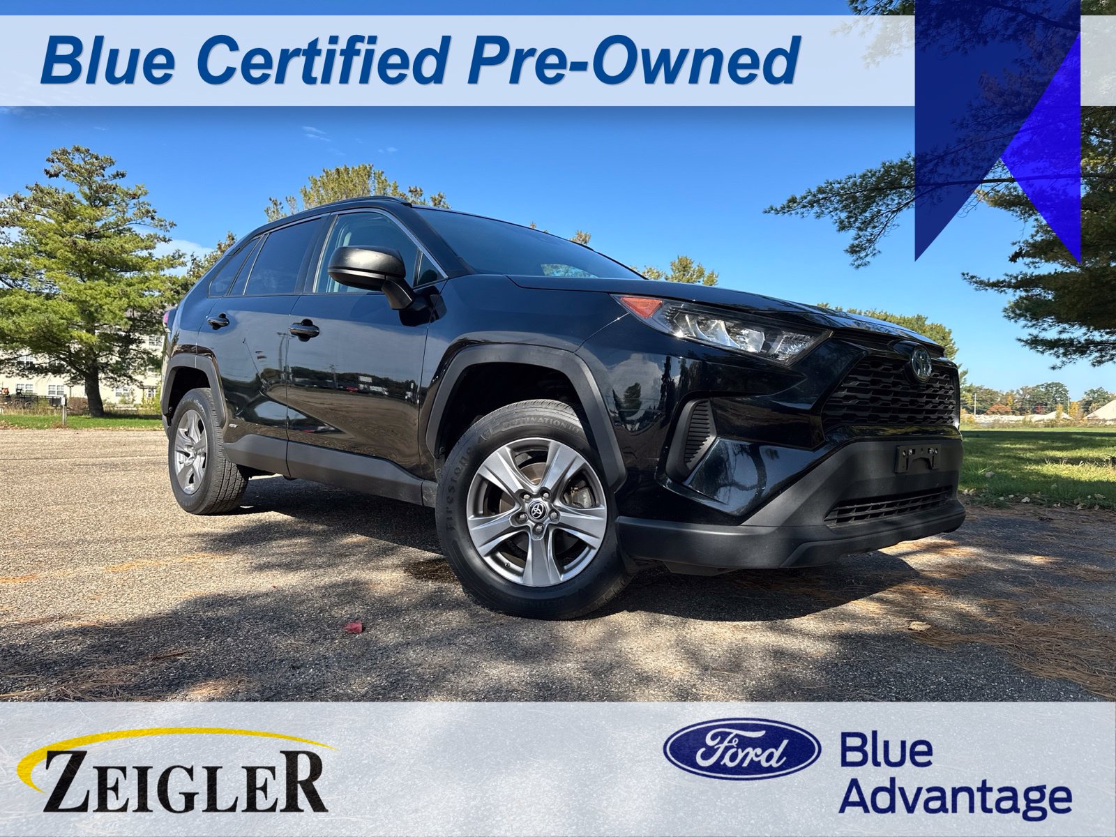 2022 Toyota RAV4 LE