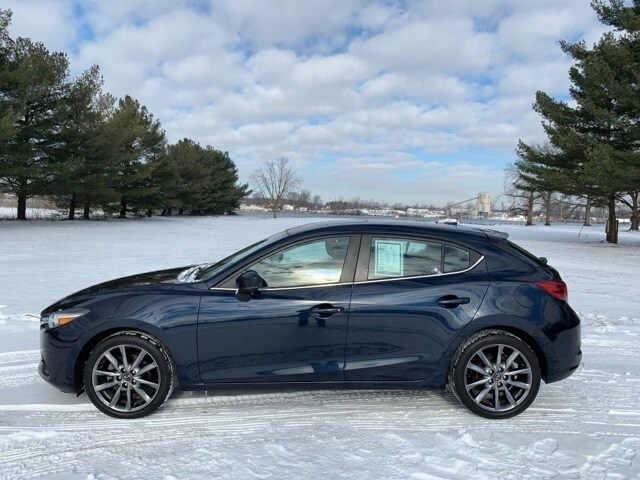 2018 MAZDA MAZDA3 - Image 1