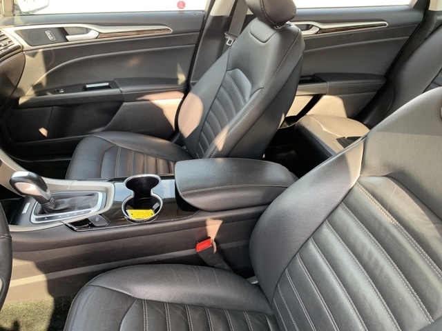 2016 FORD FUSION - Image 19