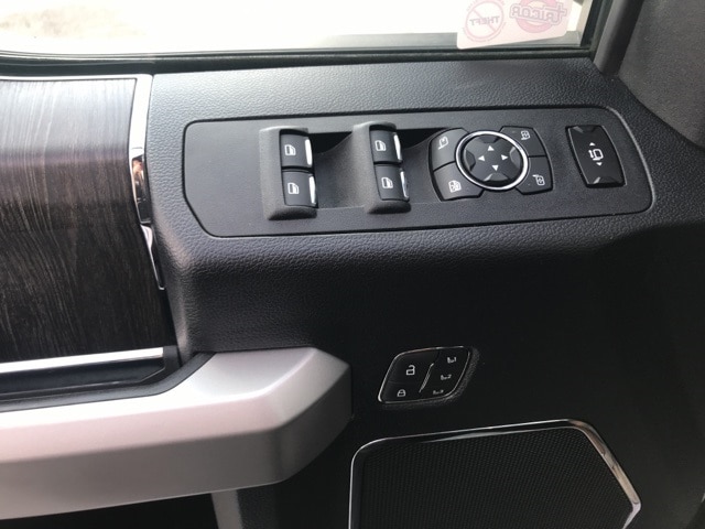 2020 FORD F-250 - Image 23