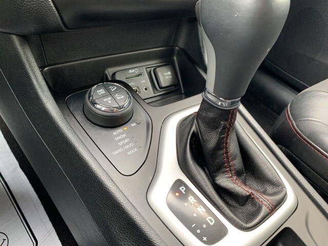 2016 JEEP CHEROKEE - Image 15