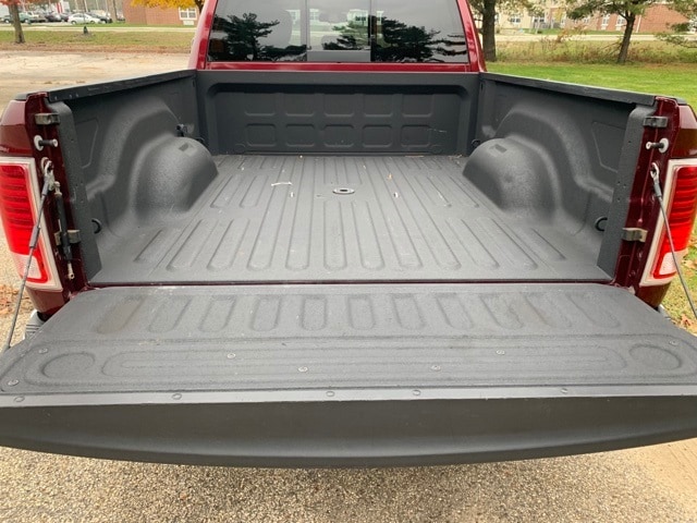 2017 RAM 1500 - Image 25