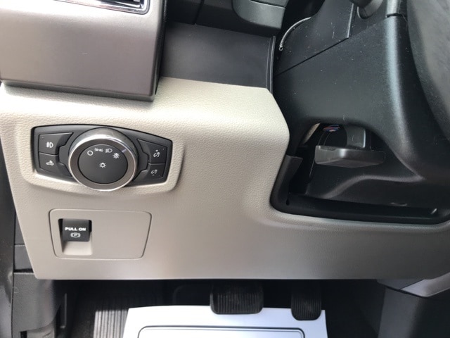 2020 FORD F-150 - Image 20