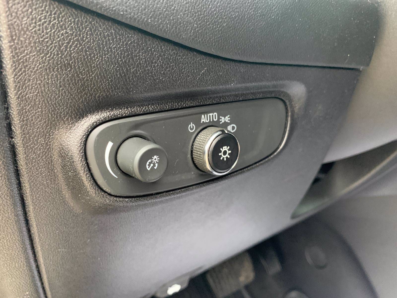 2018 CHEVROLET EQUINOX - Image 20