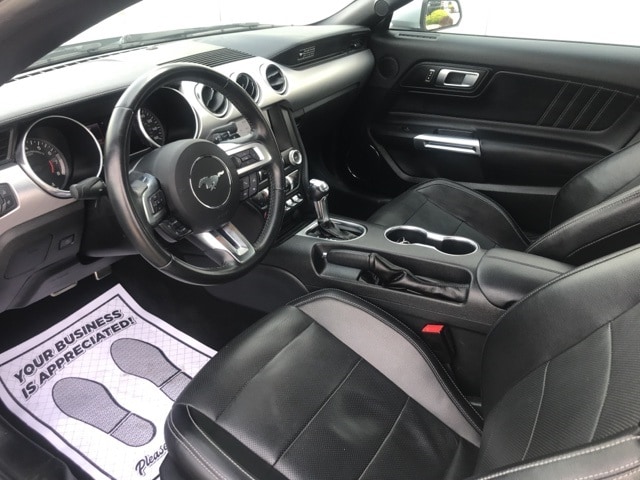 2020 FORD MUSTANG - Image 21