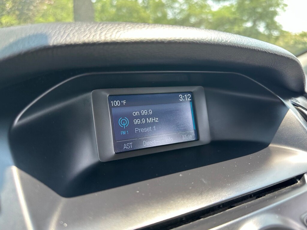 Used 2014 Ford Focus SE Hatchback