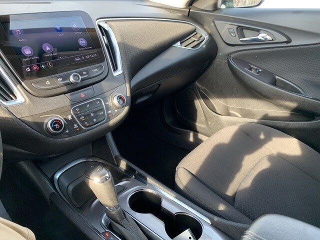 2019 CHEVROLET MALIBU - Image 11