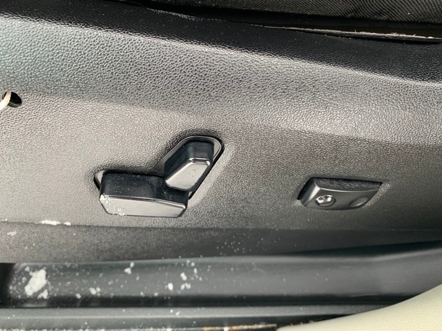 2012 CHRYSLER TOWN AND COUNTRY - Image 13