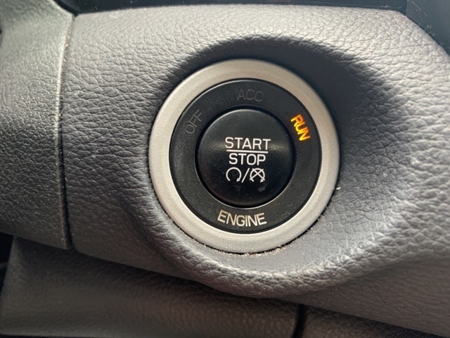 2015 CHRYSLER 200 - Image 16