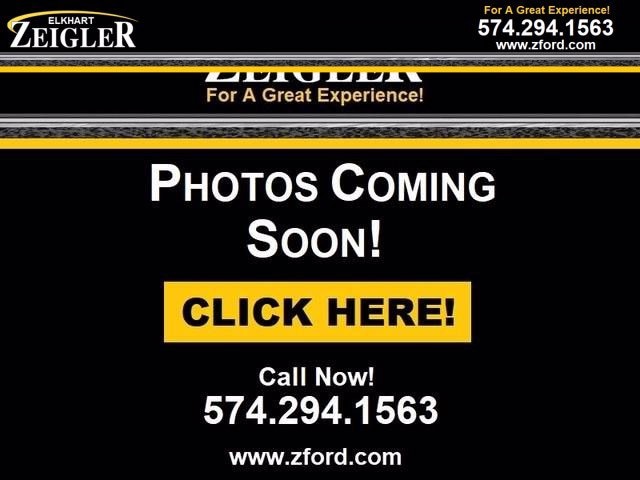 2022 Ford Edge Titanium's photo