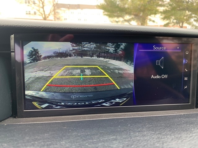 2018 LEXUS IS - Image 7