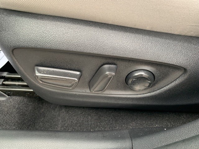 2020 TOYOTA RAV4 - Image 16